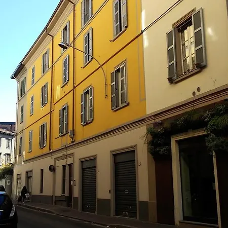 Monolocale Apricot Apartment Como